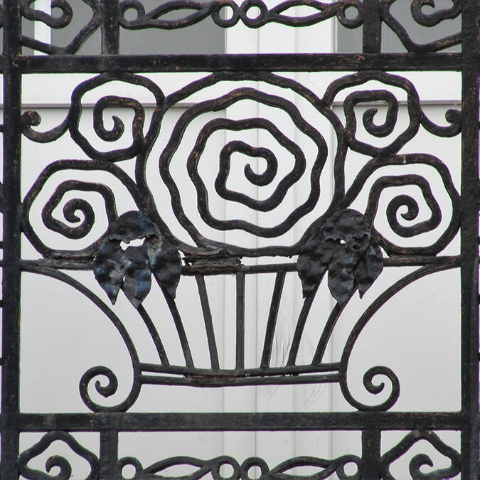 Détail architecture Art déco balcon ferronerie